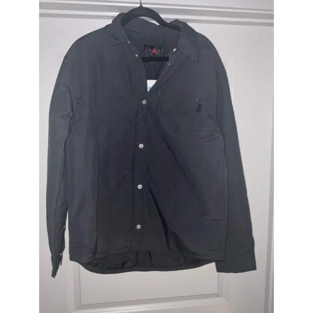 Air Jordan Men's Button-Down Top Size Medium